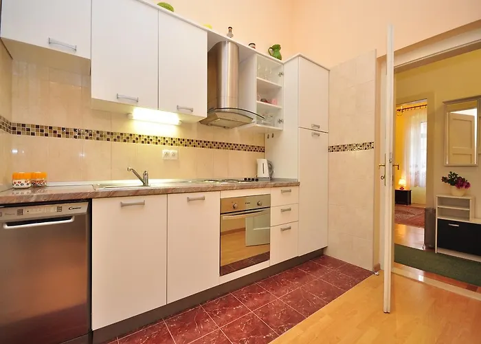 Anamarija-bacvice * ספליט